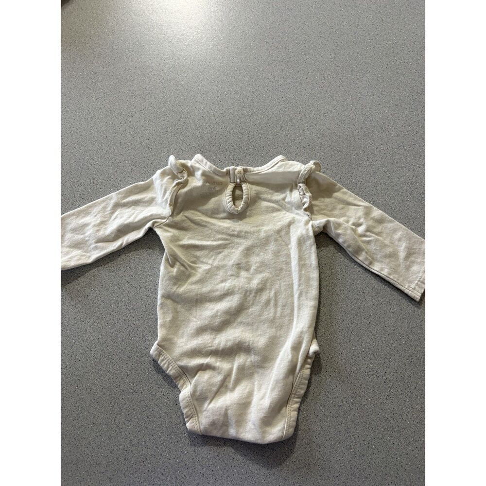 Carter's Christmas Outfit with Red Waffle Leggings Size: 3 Months - Picture 4 of 7